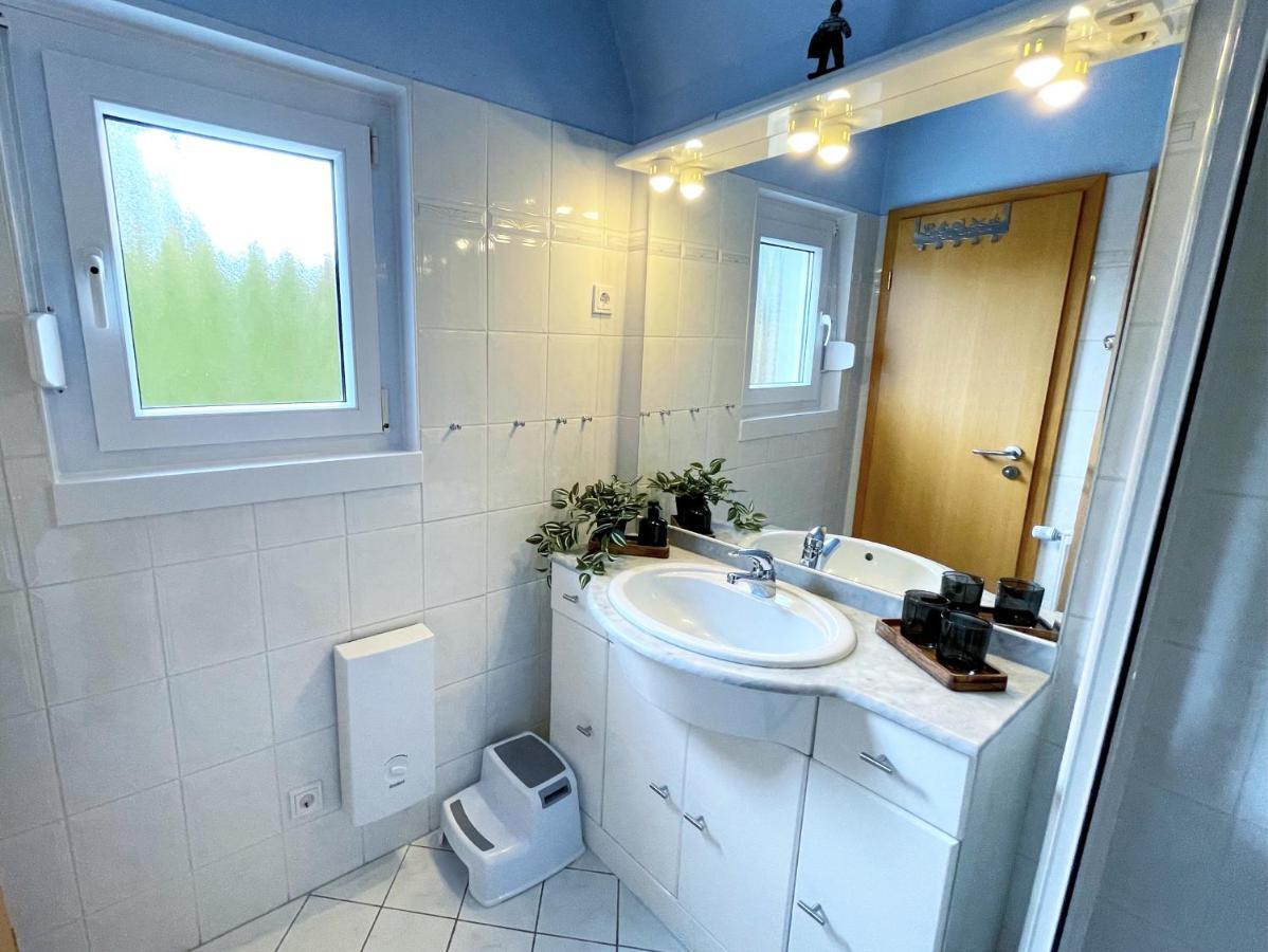 Familienfreundliches Ferienhaus In 5 Min Zum Strand Mit Terrasse Und Kostenlosem Parkplatz Куксгафен Екстер'єр фото